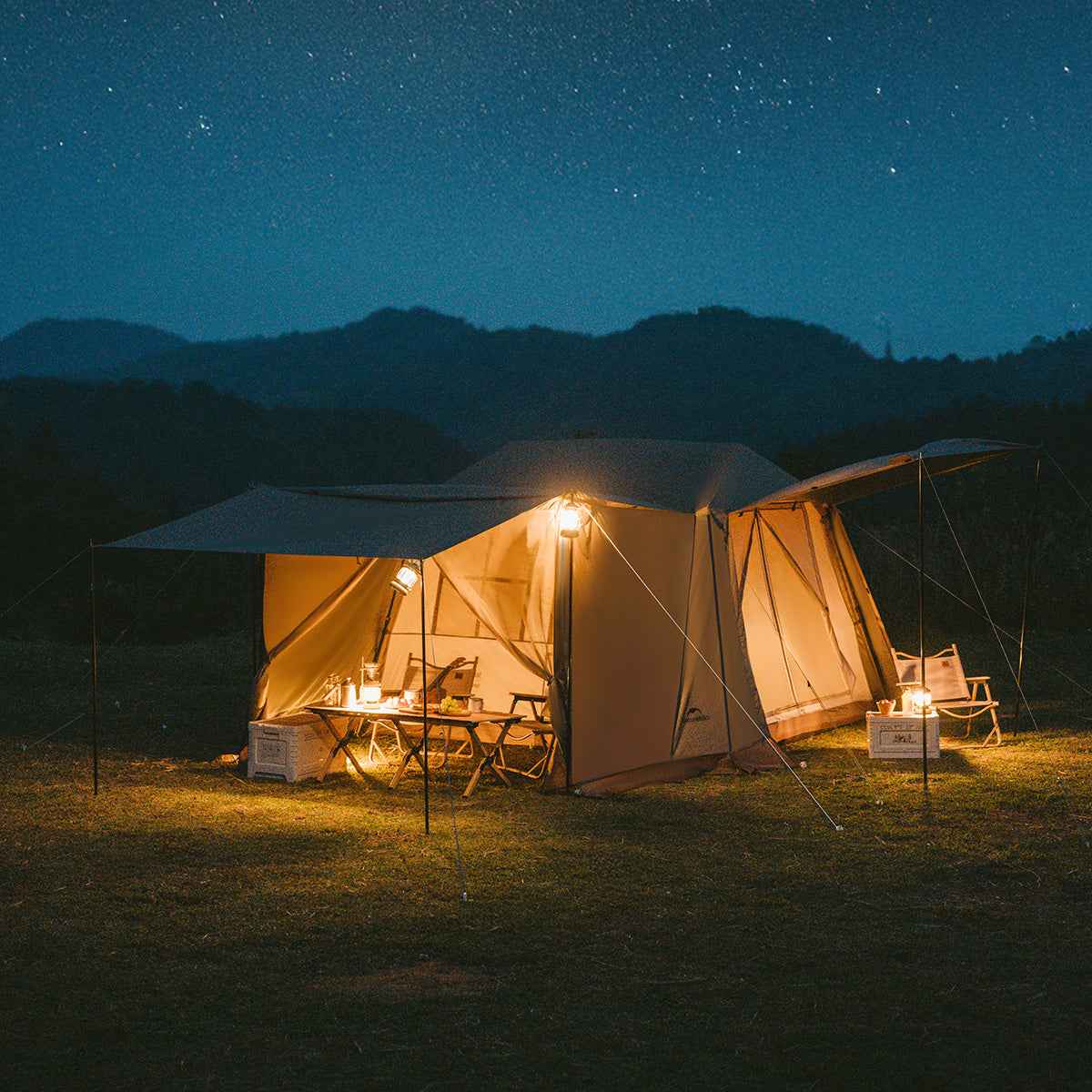 Village™ 6.0 4-Person Instant Cabin Tent